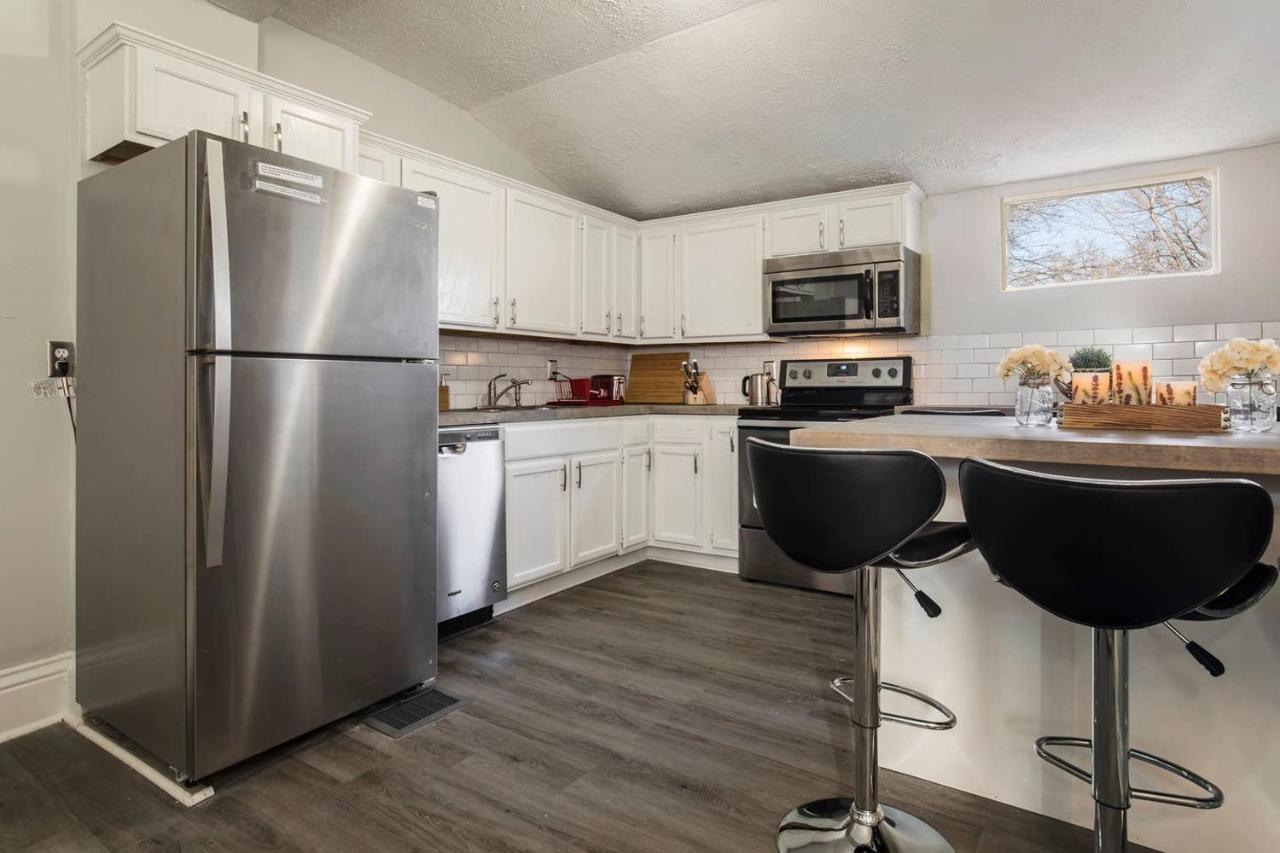 Louisville Dream House 4Br 2Ba By Cozysuites Екстериор снимка
